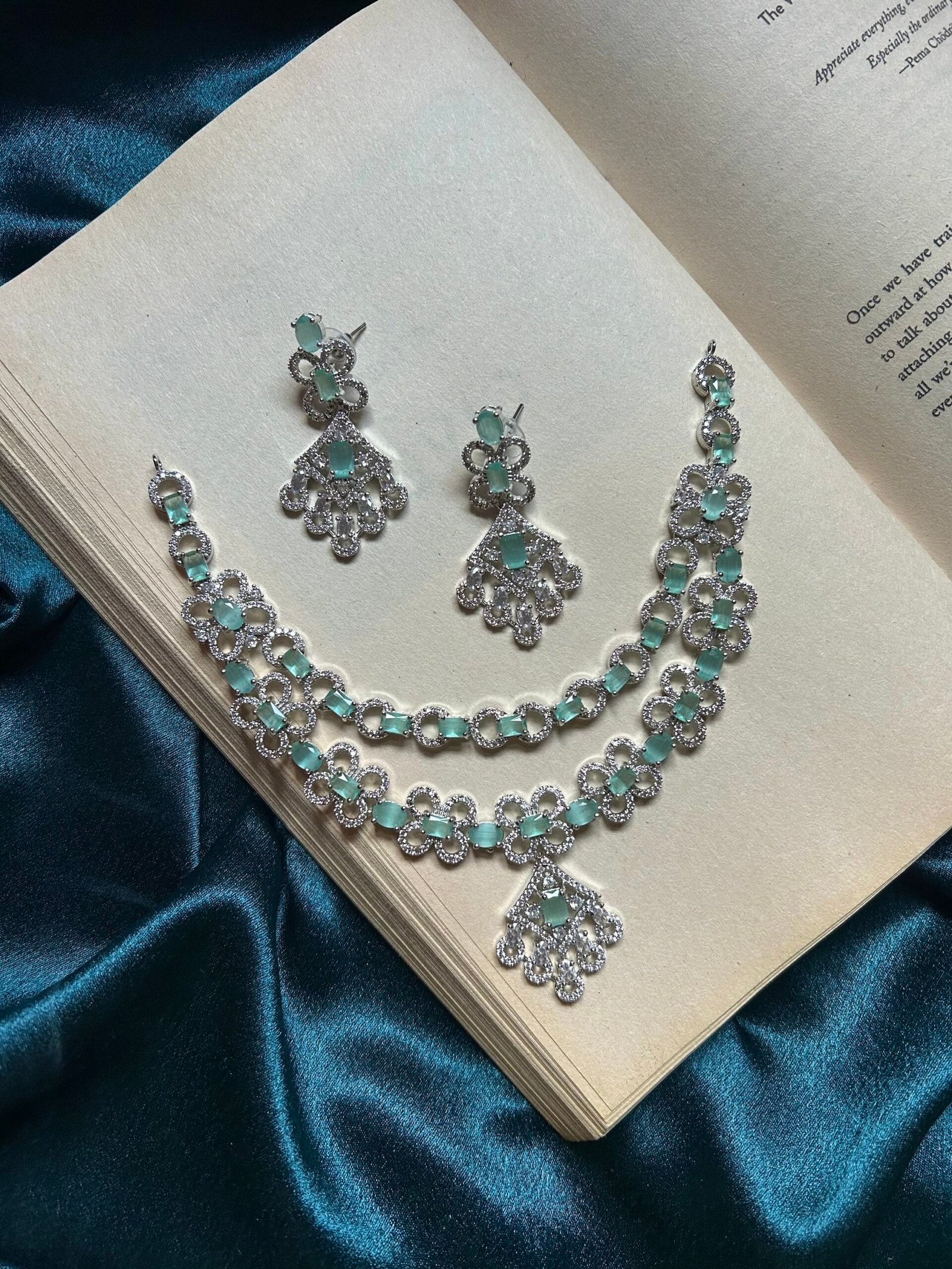 img_9912.jpeg AD 2 layer Necklace Set - Mint - Image 1
