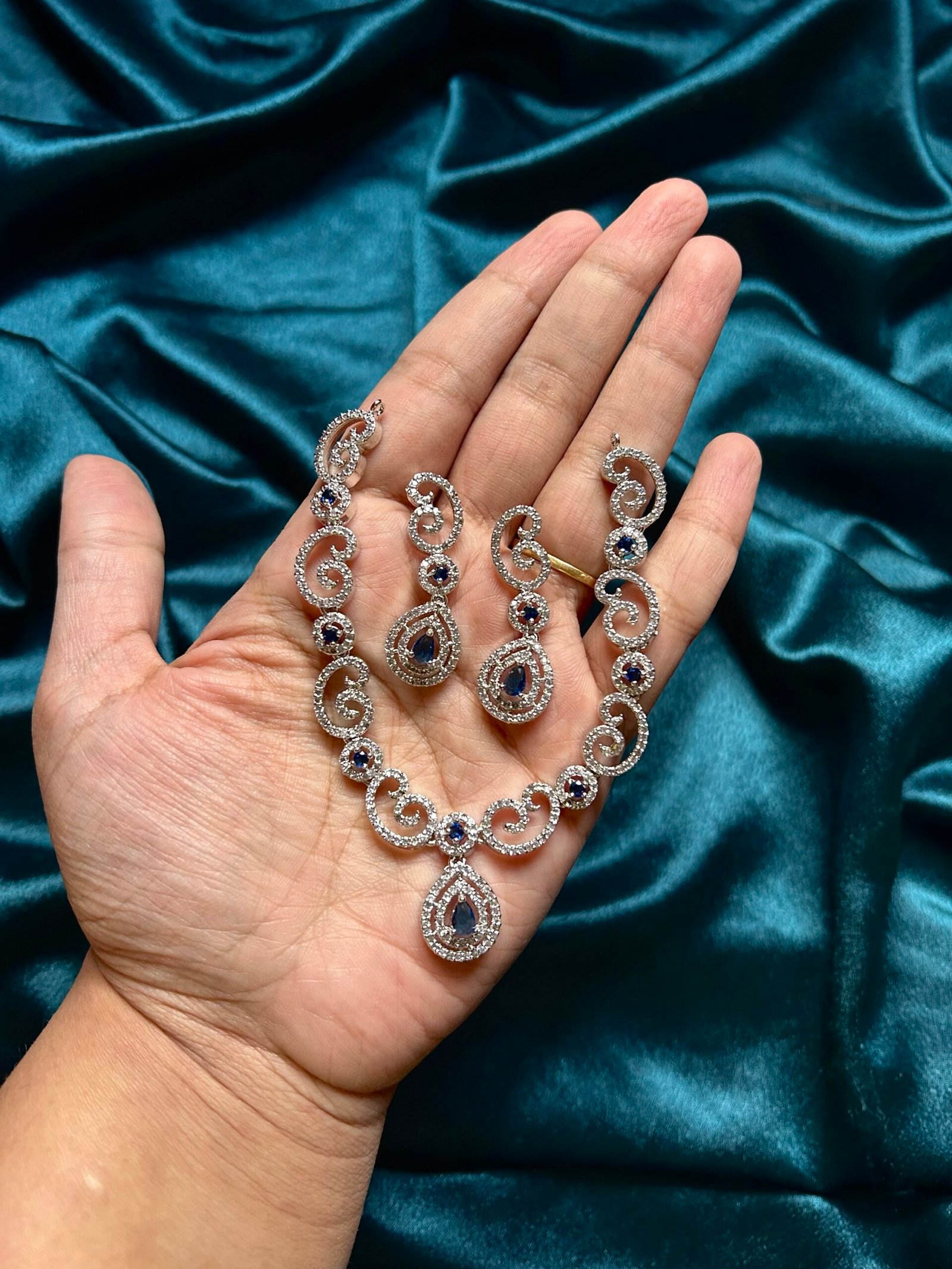 AD Necklace Set - Blue